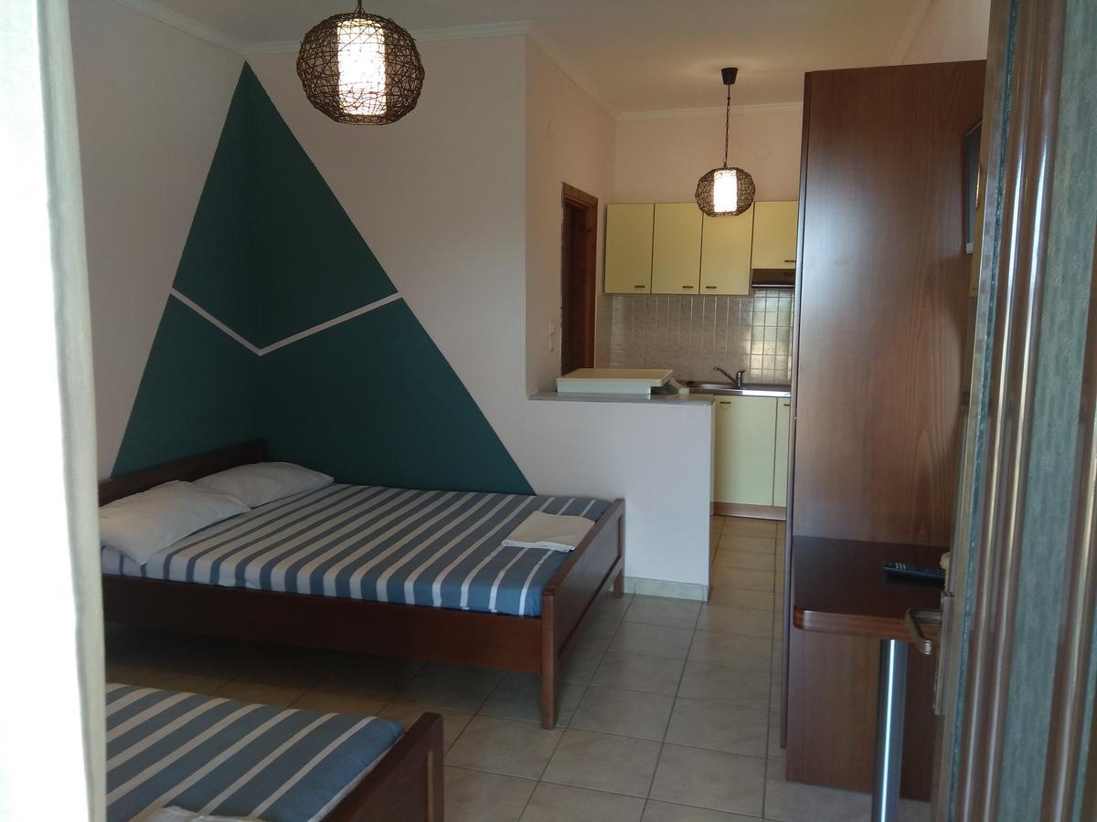 Trantas Rooms Paralía Skotínis Екстериор снимка